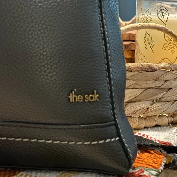 The Sak Black Pebbled Crossbody Bag - Picture 2 of 16